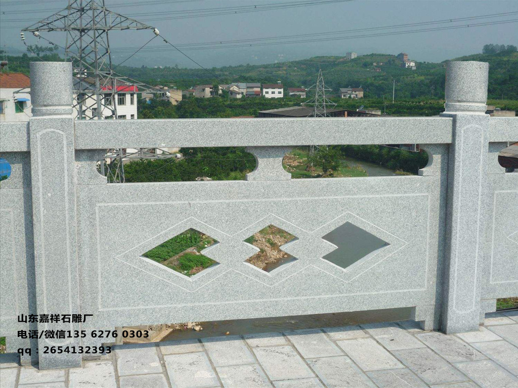 景觀石欄桿護(hù)欄圖片